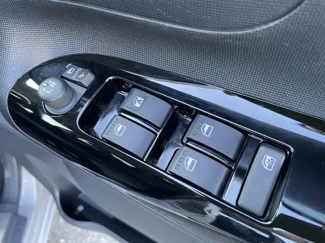 ダイハツ ムーヴ キャンバス X ブラックインテリア リミテッド SAⅢ 石川県 2019(平31)年 3.3万km スムースグレーマイカメタリック/ファイアークォーツレッドメタリック 2トーン 純正7型ナビ/フルセグTV/全方位カメラ/スマートアシスト/両側パワースライドドア/ABS/スマートキー/プッシュスタート/電動ミラー/オートライト