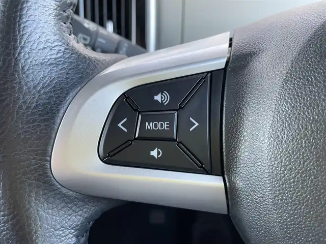 ダイハツ ムーヴ キャンバス X ブラックインテリア リミテッド SAⅢ 石川県 2019(平31)年 3.3万km スムースグレーマイカメタリック/ファイアークォーツレッドメタリック 2トーン 純正7型ナビ/フルセグTV/全方位カメラ/スマートアシスト/両側パワースライドドア/ABS/スマートキー/プッシュスタート/電動ミラー/オートライト