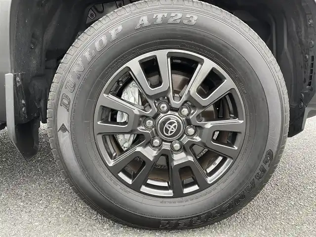 トヨタ ランドクルーザー ２５０ VX 千葉県 2024(令6)年 0.6万km ブラック ワンオーナー/ムーンルーフ/12.3インチディスプレイオーディオ（トヨタコネクティッドナビ対応）Plus/デジタルインナーミラー/パノラミックビューモニター/（フロント/サイド/バックカメラ）/トヨタセーフティセンス/本革シート表皮/（シートヒーター/ベンチレーター）/ETC2.0/BSM/パワーバックドア/レーダークルーズコントロール/ヘッドライトウォッシャー/純正ドアバイザー/純正フロアマット