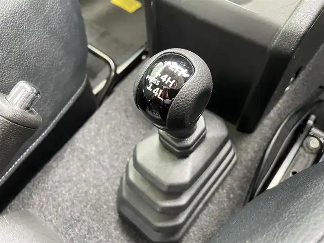 スズキ ジムニー XC 島根県 2021(令3)年 4.4万km シルキーシルバーメタリック ワンオーナー/禁煙車/ディスプレイオーディオ/CD/DVD/BT/バックカメラ/スズキセーフティサポート/プリクラッシュ/レーンキープ/LEDヘッドライト/スマートキー/シートヒーター/ETC