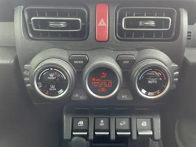 スズキ ジムニー XC 島根県 2021(令3)年 4.4万km シルキーシルバーメタリック ワンオーナー/禁煙車/ディスプレイオーディオ/CD/DVD/BT/バックカメラ/スズキセーフティサポート/プリクラッシュ/レーンキープ/LEDヘッドライト/スマートキー/シートヒーター/ETC