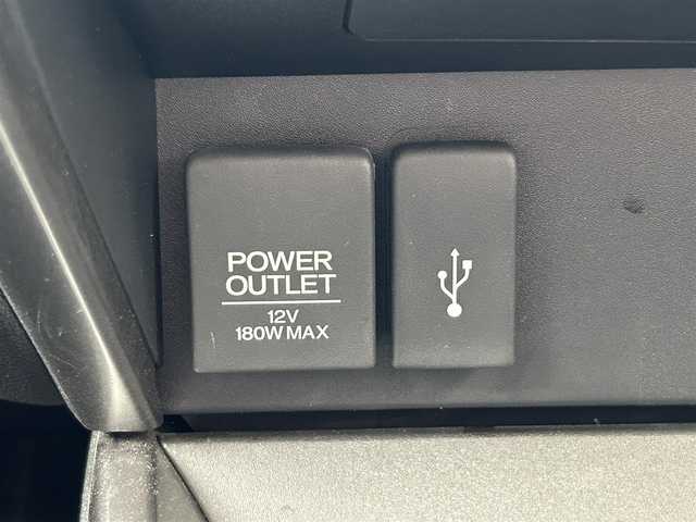 ホンダ グレイス ハイブリッド EX ホンダセンシング 福島県 2017(平29)年 4.7万km ホワイトオーキッドパール 純正ナビゲーション/型番：VXM-185VFi/【CD/DVD/SD/USB/BT/TV】/レザーシート/ホンダセンシング/衝突軽減ブレーキ〈CMBS〉/誤発進抑制機能/歩行者事故低減ステアリング/路外逸脱抑制機能/アダプティブクルーズコントロール〈ACC〉/車線維持支援システム〈LKAS〉/オートハイビーム/先行車発進お知らせ機能/標識認識機能/バックカメラ/ビルトインETC/ドライブレコーダー/パドルシフト/ステアリングリモコン/Moduloエアロ/LEDオートライト/LEDフォグランプ/純正フロアマット/ドアバイザー