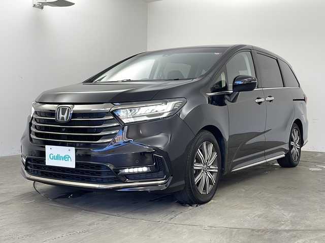 ホンダ オデッセイ アブソルート 兵庫県 2020(令2)年 2.8万km プレミアムスパークルブラックパール ・純正１０インチナビ（VXU-217DYi）/・CD/DVD/SD/BT/USB/HDMI/Apple CarPlay/TV/・純正１１．６インチリアフリップダウンモニター（VM-185EN)/・全方位・バックカメラ/・両側パワースライドドア/・ホンダセンシング/・CMBS/・路外逸脱抑制システム/・先行車発進お知らせ/・レーンキープアシスト/・標識認識機能/・ワンタッチターンシグナル/・アイドリングストップ/・パドルシフト/・前後コーナーセンサー/・LEDオートライト/・オートマチックハイビーム/・純正ドライブレコーダー/・ビルトインETC/・ドアミラーヒーター/・プラズマクラスター/・ハーフレザーシート/・純正１７インチアルミホイール/・純正フロアマット/・スマートキー