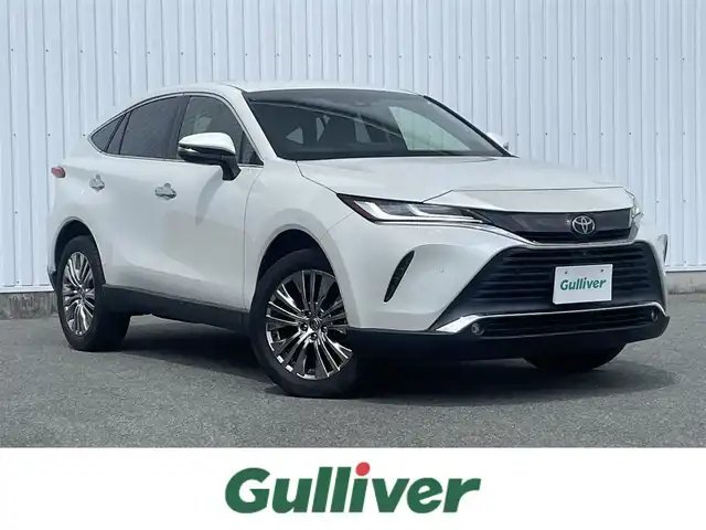 トヨタ ハリアー Z 福岡県 2020(令2)年 3.9万km ホワイトパールクリスタルシャイン ＪＢＬサウンド/純正１２．３インチナビ/フルセグTV/BT/AUX/全周囲カメラ/トヨタセーフティセンス/PCS/LTA/RCTA/PKSB/クリアランスソナー/デジタルミラー/ＢＳＭ/ハンズフリーパワーバックドア/ワイヤレス充電/パワーシート/ＨＵＤ/レーダークルーズコントロール/ビルトインETC2.0/革巻きステアリング/グレー半革シート/LEDオートライト/オートハイビーム/電動パーキング/ブレーキホールド