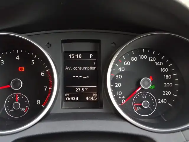 フォルクスワーゲン ゴルフ TSIコンフォートラインプレED 埼玉県 2012(平24)年 7.7万km 白 純正ナビ/ETC/ワンセグTV/Bluetooth/ハンドルスイッチ/純正16インチアルミホイール