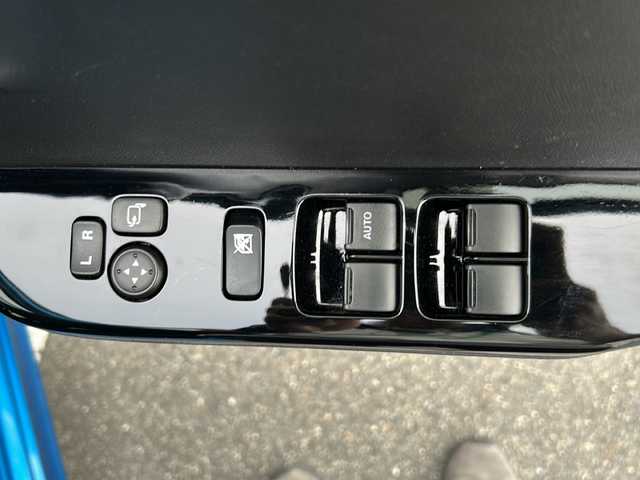 スズキ アルト ワークス 岐阜県 2019(平31)年 3.6万km ブリスクブルーM 登録時走行距離35683km/禁煙車/５速ＭＴ/レカロシート/ターボ/ドライブレコーダー/ＥＴＣ/Blue tooth/純正アルミホイール/純正フロアマット/ＬＥＤヘッドライト/フォグランプ/オートライト/プッシュスタート/スマートキー/スペアキー/ABS/横滑り防止装置/盗難防止装置/エアバッグ