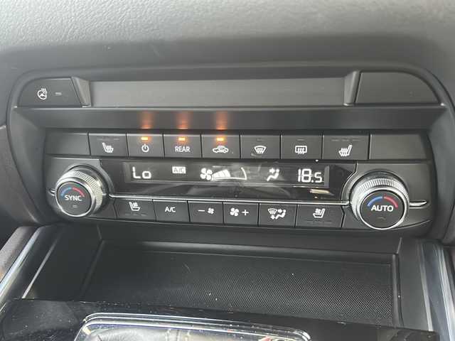 マツダ ＣＸ－８ 25S Lパッケージ 静岡県 2019(平31)年 5.1万km スノーフレイクホワイトパールマイカ 純正ナビ/・ラジオ/フルセグTV/・Bluetooth/USB/CD/DVD/AUX/主要装備/・レーダークルーズコントロール　/・ドライブレコーダー　/・全方位カメラ　/・ＥＴＣ　/・パワーバックドア　/・ルーフレール　/・レーンキープアシスト　/・シートヒーター　/・エアシート/・ハンドルヒーター　/・コーナーセンサー/・アイドリングストップ/・ステアリングリモコン/・オートライト/・オートホールド/・スマートキー/・プッシュスタート/・シートメモリー/・ヘッドアップディスプレイ/・フォグランプ