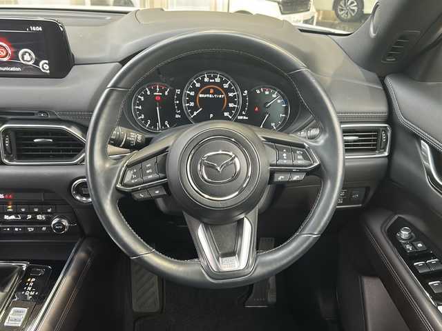 マツダ ＣＸ－８ 25S Lパッケージ 静岡県 2019(平31)年 5.1万km スノーフレイクホワイトパールマイカ 純正ナビ/・ラジオ/フルセグTV/・Bluetooth/USB/CD/DVD/AUX/主要装備/・レーダークルーズコントロール　/・ドライブレコーダー　/・全方位カメラ　/・ＥＴＣ　/・パワーバックドア　/・ルーフレール　/・レーンキープアシスト　/・シートヒーター　/・エアシート/・ハンドルヒーター　/・コーナーセンサー/・アイドリングストップ/・ステアリングリモコン/・オートライト/・オートホールド/・スマートキー/・プッシュスタート/・シートメモリー/・ヘッドアップディスプレイ/・フォグランプ
