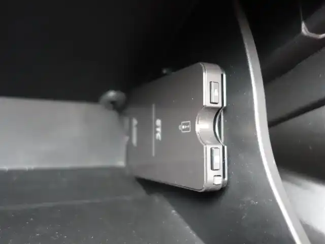 フィアット ５００Ｘ クロス 静岡県 2020(令2)年 5.1万km グレー 禁煙車/車検R9年3月26日/セーフティドライブアシスト/　・前面衝突警報/　・車線逸脱警報/純正ディスプレイオーディオ/　AM.FM/BT/USB/バックカメラ/ETC/黒革シート/電子パーキング/パドルシフト/アクティブクルーズコントロール/ブラインドスポットモニター/リアクロスパスティテクション/パーキングセンサー（フロント／リア）/前席パワーシート／シートヒーター/スマートキー／プッシュスタート/オートエアコン/LEDヘッドライト/プライバシーガラス/純正トノカバー/純正フロアマット/取扱説明書／保証書