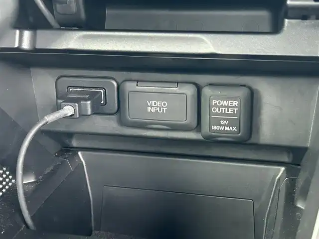 ホンダ ＣＲ－Ｚ α マスターレーベル 茨城県 2012(平24)年 7.3万km プレミアムホワイトパール 純正ナビ/【フルセグTV/CD/DVD/HDD/Bluetooth】/バックカメラ/クルーズコントロール/パドルシフト/ECON/横滑り防止装置/ハーフレザーシート/純正17インチAW/オートライト/フォグランプ/ETC/スマートキー/純正フロアマット/保証書/取扱説明書