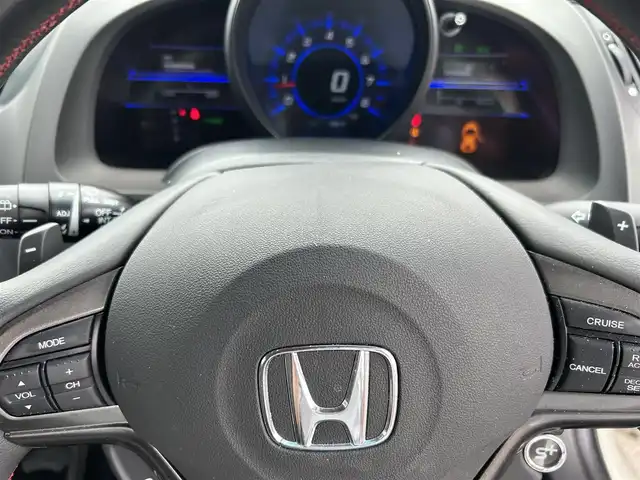 ホンダ ＣＲ－Ｚ α マスターレーベル 茨城県 2012(平24)年 7.3万km プレミアムホワイトパール 純正ナビ/【フルセグTV/CD/DVD/HDD/Bluetooth】/バックカメラ/クルーズコントロール/パドルシフト/ECON/横滑り防止装置/ハーフレザーシート/純正17インチAW/オートライト/フォグランプ/ETC/スマートキー/純正フロアマット/保証書/取扱説明書