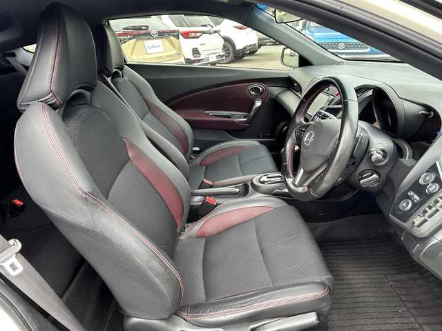 ホンダ ＣＲ－Ｚ α マスターレーベル 茨城県 2012(平24)年 7.3万km プレミアムホワイトパール (株)IDOMが運営する【じしゃロン水戸店】の自社ローン専用車両になりますこちらは現金またはオートローンご利用時の価格です。自社ローンご希望の方は別途その旨お申付け下さい/純正ナビ/【フルセグTV/CD/DVD/HDD/Bluetooth】/バックカメラ/クルーズコントロール/パドルシフト/ECON/横滑り防止装置/ハーフレザーシート/純正17インチAW/オートライト/フォグランプ/ETC/スマートキー/純正フロアマット/保証書/取扱説明書