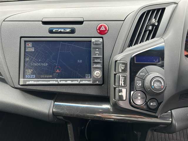 ホンダ ＣＲ－Ｚ α マスターレーベル 茨城県 2012(平24)年 7.3万km プレミアムホワイトパール (株)IDOMが運営する【じしゃロン水戸店】の自社ローン専用車両になりますこちらは現金またはオートローンご利用時の価格です。自社ローンご希望の方は別途その旨お申付け下さい/純正ナビ/【フルセグTV/CD/DVD/HDD/Bluetooth】/バックカメラ/クルーズコントロール/パドルシフト/ECON/横滑り防止装置/ハーフレザーシート/純正17インチAW/オートライト/フォグランプ/ETC/スマートキー/純正フロアマット/保証書/取扱説明書