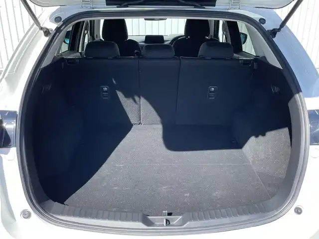 マツダ ＣＸ－５ XD プロアクティブ 福岡県 2018(平30)年 6.2万km スノーフレイクホワイトパールマイカ 純正ナビ/フルセグTV/CD/DVD/BT/AUX/AM/FM/全周囲カメラ/SCBS/ＢＳＭ/レーダークルーズコントロール/ＨＵＤ/ＬＥＤオートライト/フォグランプ/ビルトインＥＴＣ/パーキングセンサー/純正１９アルミ/電動パーキング/ブレーキホールド