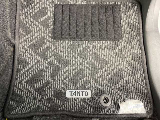 ダイハツ タント カスタム Vセレクション 大阪府 2009(平21)年 10.1万km パールホワイトⅢ 社外7インチSDナビゲーション/　CD/DVD/FM/AM/フルセグ/バックカメラ/オーバーヘッドコンソール/片側スライドドア/ETC/ウィンカーミラー/電動格納ミラー