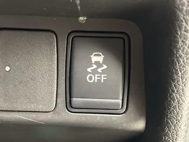 日産 エクストレイル 20Xtt エマージェンシーブレーキ 群馬県 2017(平29)年 8.8万km ダイヤモンドブラック 純正7インチナビ/・フルセグTV/AM/FM/CD/DVD/AUX/SD/=========/純正７インチナビ　４ＷＤ　全周囲カメラ　パワーバックドア　クルーズコントロール　ＢＳＭ　レーンキープアシスト　前後ドラレコ　ＥＴＣ　前席シートヒーター　ダウンヒルアシスト　コーナーセンサー　禁煙車