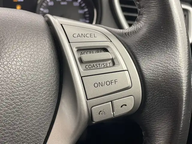 日産 エクストレイル 20Xtt エマージェンシーブレーキ 群馬県 2017(平29)年 8.8万km ダイヤモンドブラック 純正7インチナビ/・フルセグTV/AM/FM/CD/DVD/AUX/SD/=========/純正７インチナビ　４ＷＤ　全周囲カメラ　パワーバックドア　クルーズコントロール　ＢＳＭ　レーンキープアシスト　前後ドラレコ　ＥＴＣ　前席シートヒーター　ダウンヒルアシスト　コーナーセンサー　禁煙車