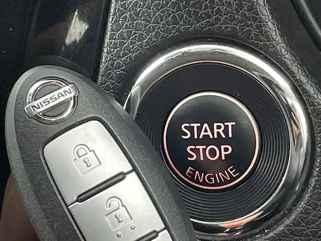 日産 エクストレイル 20Xtt エマージェンシーブレーキ 群馬県 2017(平29)年 8.8万km ダイヤモンドブラック 純正7インチナビ/・フルセグTV/AM/FM/CD/DVD/AUX/SD/=========/純正７インチナビ　４ＷＤ　全周囲カメラ　パワーバックドア　クルーズコントロール　ＢＳＭ　レーンキープアシスト　前後ドラレコ　ＥＴＣ　前席シートヒーター　ダウンヒルアシスト　コーナーセンサー　禁煙車