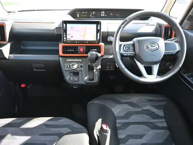 ダイハツ タント ファンクロスターボ 千葉県 2023(令5)年 5万km フォレストカーキメタリック 165/55R15/スマートアシストIII/エコアイドル/両側パワースライドドア/前席シートヒーター/社外メモリーナビ/地デジTV/【DVD/CD再生機能　Bluetooth接続】/バックカメラ/ドライブレコーダー（前後撮影）【ZDR-035】/ステアリングスイッチ/ETC/LEDヘッドライト/コーナーセンサー/純正15インチアルミホイル/サイド/カーテンエアバッグ/キーフリーシステム