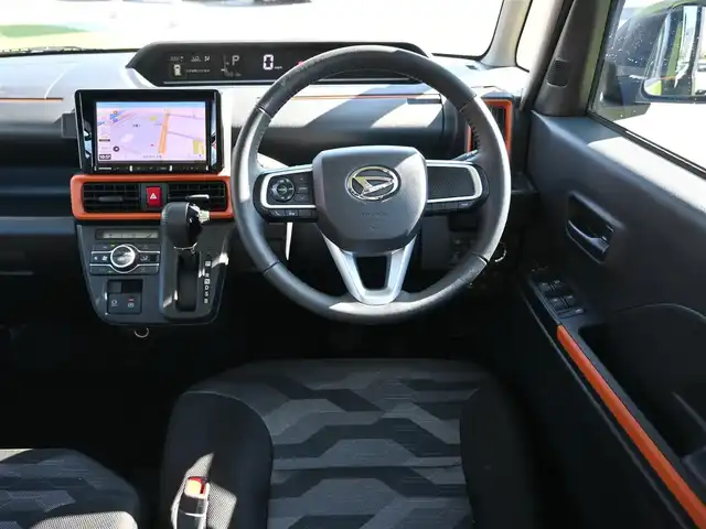 ダイハツ タント ファンクロスターボ 千葉県 2023(令5)年 5万km フォレストカーキメタリック 165/55R15/スマートアシストIII/エコアイドル/両側パワースライドドア/前席シートヒーター/社外メモリーナビ/地デジTV/【DVD/CD再生機能　Bluetooth接続】/バックカメラ/ドライブレコーダー（前後撮影）【ZDR-035】/ステアリングスイッチ/ETC/LEDヘッドライト/コーナーセンサー/純正15インチアルミホイル/サイド/カーテンエアバッグ/キーフリーシステム