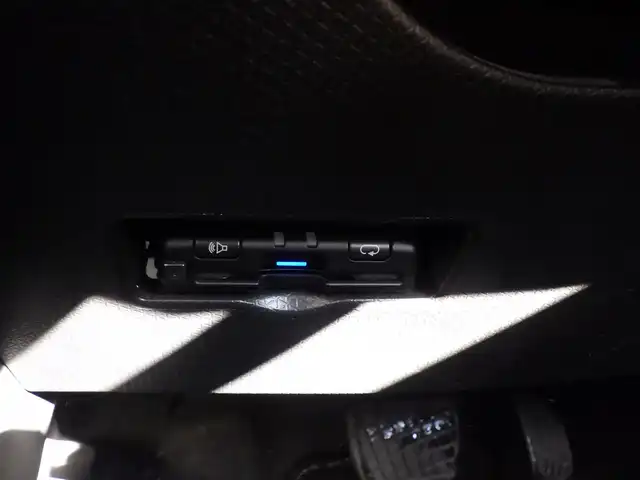 ダイハツ タント ファンクロスターボ 千葉県 2023(令5)年 5万km フォレストカーキメタリック 165/55R15/スマートアシストIII/エコアイドル/両側パワースライドドア/前席シートヒーター/社外メモリーナビ/地デジTV/【DVD/CD再生機能　Bluetooth接続】/バックカメラ/ドライブレコーダー（前後撮影）【ZDR-035】/ステアリングスイッチ/ETC/LEDヘッドライト/コーナーセンサー/純正15インチアルミホイル/サイド/カーテンエアバッグ/キーフリーシステム