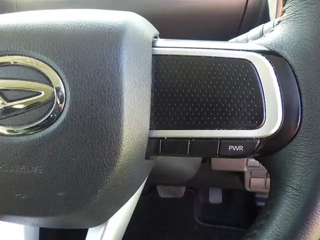 ダイハツ タント ファンクロスターボ 千葉県 2023(令5)年 5万km フォレストカーキメタリック 165/55R15/スマートアシストIII/エコアイドル/両側パワースライドドア/前席シートヒーター/社外メモリーナビ/地デジTV/【DVD/CD再生機能　Bluetooth接続】/バックカメラ/ドライブレコーダー（前後撮影）【ZDR-035】/ステアリングスイッチ/ETC/LEDヘッドライト/コーナーセンサー/純正15インチアルミホイル/サイド/カーテンエアバッグ/キーフリーシステム