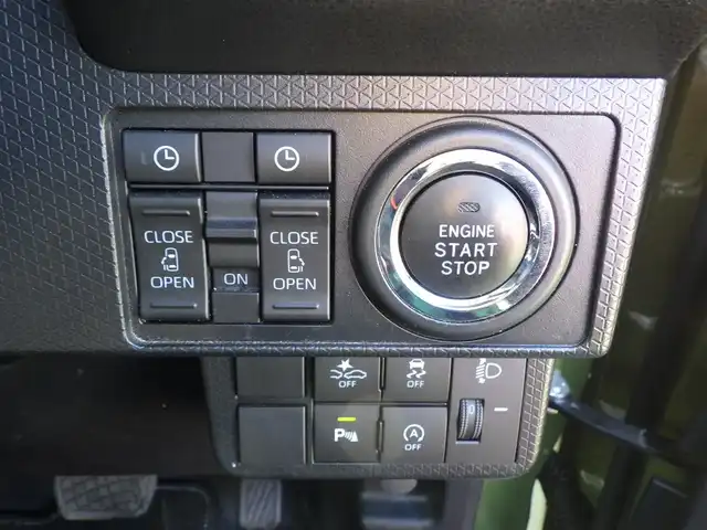 ダイハツ タント ファンクロスターボ 千葉県 2023(令5)年 5万km フォレストカーキメタリック 165/55R15/スマートアシストIII/エコアイドル/両側パワースライドドア/前席シートヒーター/社外メモリーナビ/地デジTV/【DVD/CD再生機能　Bluetooth接続】/バックカメラ/ドライブレコーダー（前後撮影）【ZDR-035】/ステアリングスイッチ/ETC/LEDヘッドライト/コーナーセンサー/純正15インチアルミホイル/サイド/カーテンエアバッグ/キーフリーシステム