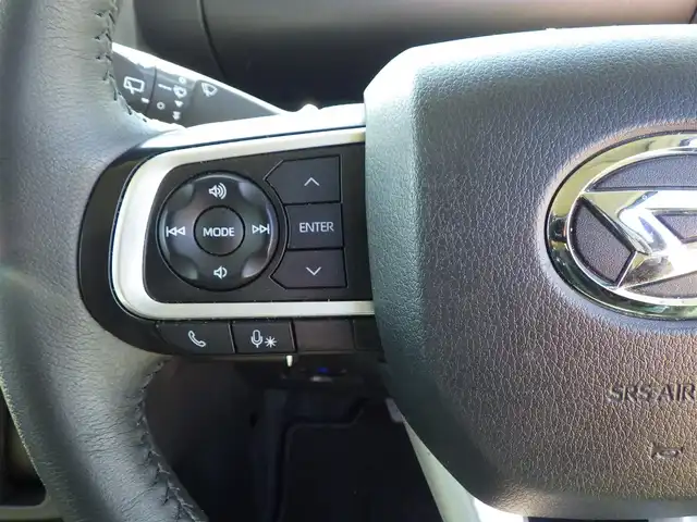 ダイハツ タント ファンクロスターボ 千葉県 2023(令5)年 5万km フォレストカーキメタリック 165/55R15/スマートアシストIII/エコアイドル/両側パワースライドドア/前席シートヒーター/社外メモリーナビ/地デジTV/【DVD/CD再生機能　Bluetooth接続】/バックカメラ/ドライブレコーダー（前後撮影）【ZDR-035】/ステアリングスイッチ/ETC/LEDヘッドライト/コーナーセンサー/純正15インチアルミホイル/サイド/カーテンエアバッグ/キーフリーシステム