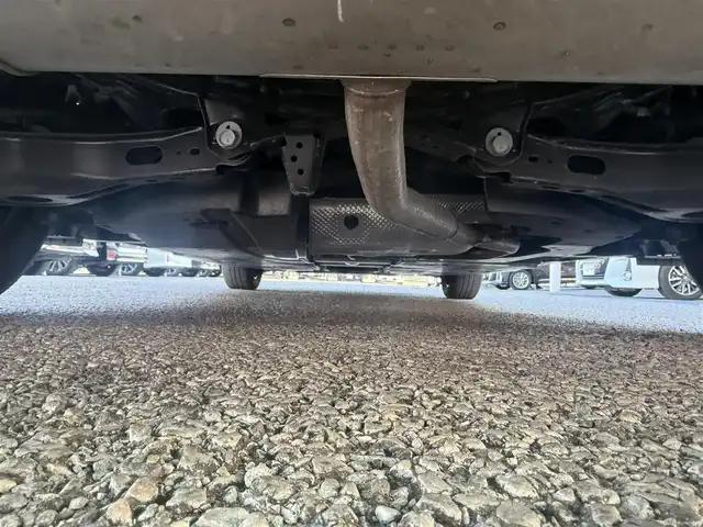 トヨタ プリウス X 千葉県 2023(令5)年 2.5万km スーパーホワイトⅡ 純正8インチディスプレイオーディオ/フルセグ/ETC2.0/バックカメラ/革調シートカバー/前後ドラレコ/HDMI/USB/レーダークルーズコントロール/ブラインドスポットモニター/レーンキープ/クリアランスソナー/プリクラッシュセーフティ