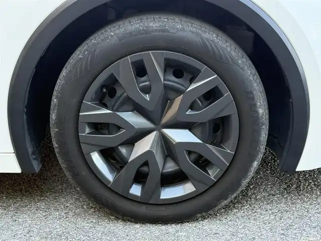 トヨタ プリウス X 千葉県 2023(令5)年 2.5万km スーパーホワイトⅡ 純正8インチディスプレイオーディオ/フルセグ/ETC2.0/バックカメラ/革調シートカバー/前後ドラレコ/HDMI/USB/レーダークルーズコントロール/ブラインドスポットモニター/レーンキープ/クリアランスソナー/プリクラッシュセーフティ