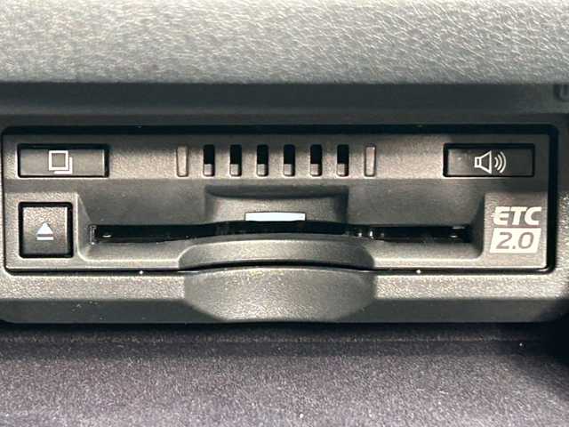 レクサス ＬＳ 500h バージョンL 茨城県 2021(令3)年 4.4万km グラファイトブラックガラスフレーク 純正ナビ/-(SD/TV/BT/AM/FM)/本革シート/衝突軽減システム/禁煙車/全方位カメラ/前後クリアランスソナー/ETC2.0/４WD/LEDヘッドライト/レーダークルーズコントロール/全席パワーシート/パドルシフト/プッシュスタート/前席シートヒーター・エアシート/ドライブレコーダー/純正19インチアルミホイール/純正19インチアルミホイールサマータイヤ積載/ブラインドスポットモニター/オートブレーキホールド/電動パーキングブレーキ/電動格納ミラー/アイドリングストップ