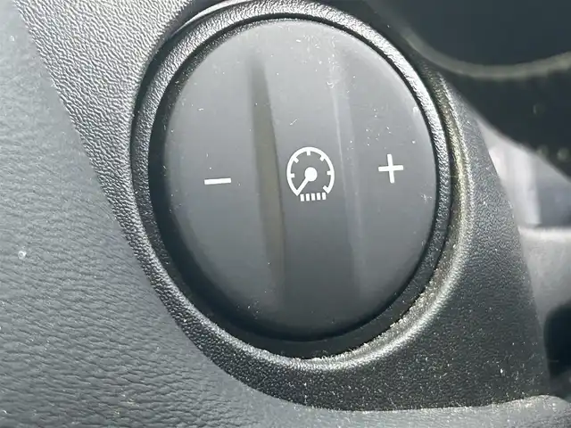 ホンダ ヴェゼル ハイブリッド e:HEV Z 岡山県 2021(令3)年 8.3万km クリスタルブラックパール 純正9インチナビ/（AM/FM/CarPlay/TV/BT）/バックカメラ/ハーフレザーシート/D/N席シートヒーター/ホンダセンシング/・衝突軽減ブレーキ/・アダプティブクルーズコントロール/・クリアランスソナー/・パーキングサポートブレーキ/・標識認識システム/・ヒルディセントコントロール/ビルトインETC2.0/ワイヤレス充電/純正18インチアルミホイール/パワーバックドア/LEDヘッドライト/スマートキー