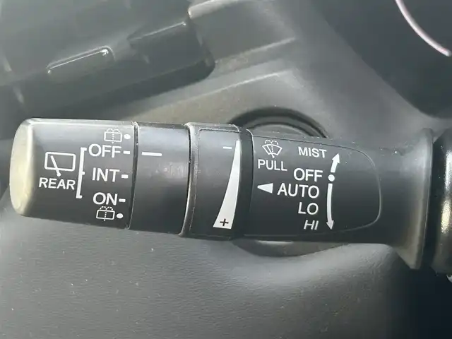 ホンダ ヴェゼル ハイブリッド e:HEV Z 岡山県 2021(令3)年 8.3万km クリスタルブラックパール 純正9インチナビ/（AM/FM/CarPlay/TV/BT）/バックカメラ/ハーフレザーシート/D/N席シートヒーター/ホンダセンシング/・衝突軽減ブレーキ/・アダプティブクルーズコントロール/・クリアランスソナー/・パーキングサポートブレーキ/・標識認識システム/・ヒルディセントコントロール/ビルトインETC2.0/ワイヤレス充電/純正18インチアルミホイール/パワーバックドア/LEDヘッドライト/スマートキー