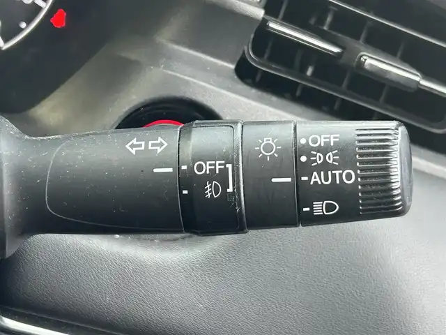 ホンダ ヴェゼル ハイブリッド e:HEV Z 岡山県 2021(令3)年 8.3万km クリスタルブラックパール 純正9インチナビ/（AM/FM/CarPlay/TV/BT）/バックカメラ/ハーフレザーシート/D/N席シートヒーター/ホンダセンシング/・衝突軽減ブレーキ/・アダプティブクルーズコントロール/・クリアランスソナー/・パーキングサポートブレーキ/・標識認識システム/・ヒルディセントコントロール/ビルトインETC2.0/ワイヤレス充電/純正18インチアルミホイール/パワーバックドア/LEDヘッドライト/スマートキー