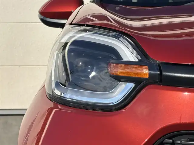 トヨタ シエンタ Z 茨城県 2023(令5)年 2.1万km スカーレットメタリック ワンオーナー/純正ディスプレイオーディオ/　(AM/FM/USB/Bluetooth)/全方位カメラ/純正前後ドライブレコーダー/追従型クルーズコントロール/トヨタセーフティセンス/両側パワースライドドア/ビルトインETC2.0/LEDヘッドライト/クリアランスソナー/レーンキープアシスト/オートライト/パワーステアリング/W+サイドエアバック/純正フロアマット