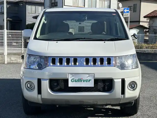 三菱 デリカＤ：５ D－Power package 埼玉県 2014(平26)年 10.2万km ウォームホワイトパール ・パートタイム４WD　/・7人乗り　/・ディーラー点検記録H27:28:29:30:R2:R6年有り　/・純正ナビフルセグTV　BT　DVD　/・バックカメラ　/・ETC　/・前後ドライブレコーダー　/・クルーズコントロール　/・パドルシフト/・前席シートヒーター/・オートライト/・HIDヘットライト/・純正18インチアルミ/・保証書/・取説