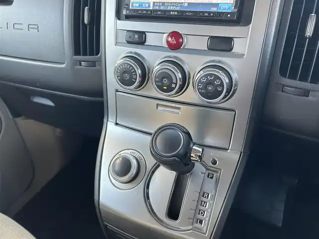 三菱 デリカＤ：５ D－Power package 埼玉県 2014(平26)年 10.2万km ウォームホワイトパール ・パートタイム４WD　/・7人乗り　/・ディーラー点検記録H27:28:29:30:R2:R6年有り　/・純正ナビフルセグTV　BT　DVD　/・バックカメラ　/・ETC　/・前後ドライブレコーダー　/・クルーズコントロール　/・パドルシフト/・前席シートヒーター/・オートライト/・HIDヘットライト/・純正18インチアルミ/・保証書/・取説