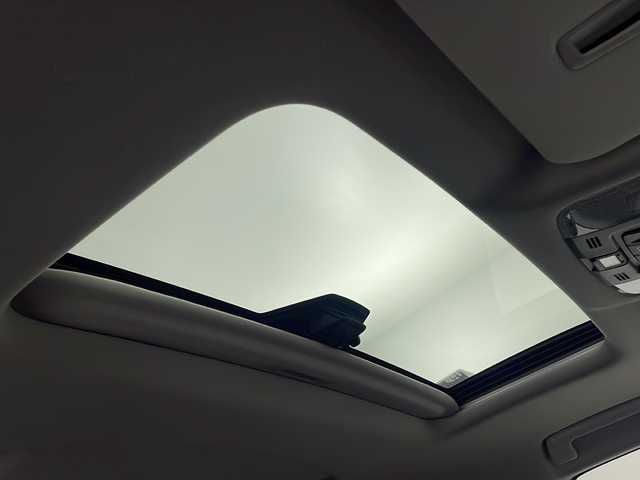 トヨタ アルファード S Cパッケージ 大阪府 2022(令4)年 4.9万km ブラック 純正9incディスプレイオーディオナビ/【フルセグTV/Bluetooth/CD/DVD/FM/AM】/純正12inc後席モニター/ツインムーンルーフ/3眼LEDヘッドライト/シーケンシャルウィンカー/パワーバックドア/両側パワースライドドア/BSM/デジタルインナーミラー/バックカメラ/スペアタイヤ/ステアリングヒーター/黒革シート/パワーシート/D/N席シートヒーター/D/N席シートベンチレーション/シートメモリー/後席オットマン/トヨタセーフティセンス/・プリクラッシュセーフティー/・パーキングサポートブレーキ/・オートマチックハイビーム/・リアトラフィックモニター/・アダクティブクルーズコントロール/・レーンキープアシスト/・ロードサインアシスト/前後クリアランスソナー/純正18インチAW/スマートキー/ビルトインETC