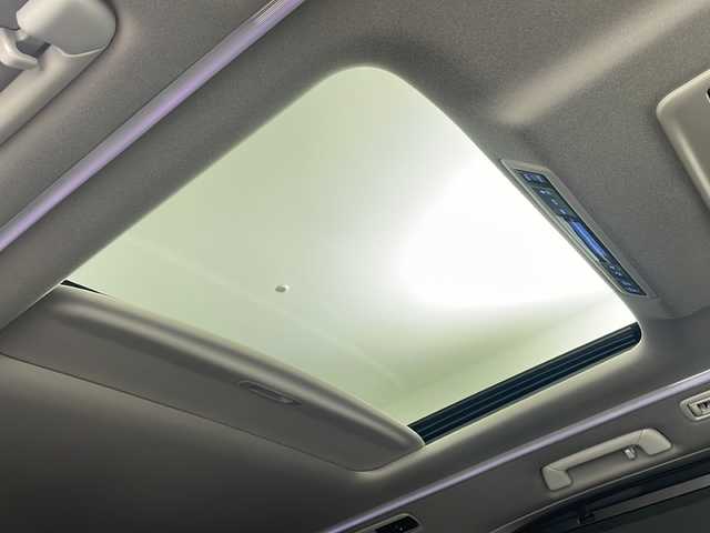 トヨタ アルファード S Cパッケージ 大阪府 2022(令4)年 4.9万km ブラック 純正9incディスプレイオーディオナビ/【フルセグTV/Bluetooth/CD/DVD/FM/AM】/純正12inc後席モニター/ツインムーンルーフ/3眼LEDヘッドライト/シーケンシャルウィンカー/パワーバックドア/両側パワースライドドア/BSM/デジタルインナーミラー/バックカメラ/スペアタイヤ/ステアリングヒーター/黒革シート/パワーシート/D/N席シートヒーター/D/N席シートベンチレーション/シートメモリー/後席オットマン/トヨタセーフティセンス/・プリクラッシュセーフティー/・パーキングサポートブレーキ/・オートマチックハイビーム/・リアトラフィックモニター/・アダクティブクルーズコントロール/・レーンキープアシスト/・ロードサインアシスト/前後クリアランスソナー/純正18インチAW/スマートキー/ビルトインETC