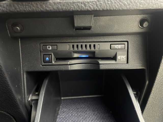 トヨタ アルファード S Cパッケージ 大阪府 2022(令4)年 4.9万km ブラック 純正9incディスプレイオーディオナビ/【フルセグTV/Bluetooth/CD/DVD/FM/AM】/純正12inc後席モニター/ツインムーンルーフ/3眼LEDヘッドライト/シーケンシャルウィンカー/パワーバックドア/両側パワースライドドア/BSM/デジタルインナーミラー/バックカメラ/スペアタイヤ/ステアリングヒーター/黒革シート/パワーシート/D/N席シートヒーター/D/N席シートベンチレーション/シートメモリー/後席オットマン/トヨタセーフティセンス/・プリクラッシュセーフティー/・パーキングサポートブレーキ/・オートマチックハイビーム/・リアトラフィックモニター/・アダクティブクルーズコントロール/・レーンキープアシスト/・ロードサインアシスト/前後クリアランスソナー/純正18インチAW/スマートキー/ビルトインETC