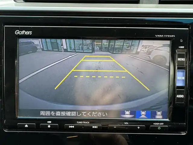 車両画像11