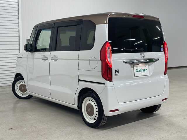 ホンダ Ｎ ＢＯＸ G･Lターボ Hセンシング カッパーブラウンスタイル 熊本県 2019(平31)年 7.6万km プラチナホワイトパール 純正ＳＤナビ/フルセグＴＶ／Ｂｌｕｅｔｏｏｔｈ/バックカメラ/ホンダセンシング/両側パワースライドドア/レーダークルーズコントロール/レーンキープアシスト/オートライト/パドルシフト/ＥＴＣ/スマートキー/プッシュスタート/ＬＥＤヘッドライト/横滑り防止装置