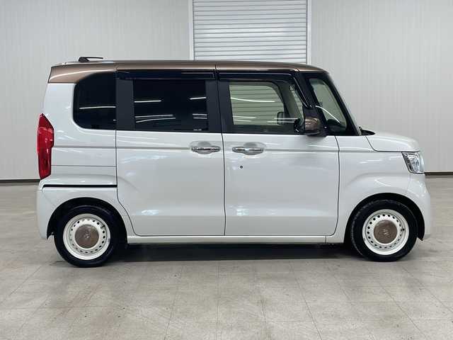 ホンダ Ｎ ＢＯＸ G･Lターボ Hセンシング カッパーブラウンスタイル 熊本県 2019(平31)年 7.6万km プラチナホワイトパール 純正ＳＤナビ/フルセグＴＶ／Ｂｌｕｅｔｏｏｔｈ/バックカメラ/ホンダセンシング/両側パワースライドドア/レーダークルーズコントロール/レーンキープアシスト/オートライト/パドルシフト/ＥＴＣ/スマートキー/プッシュスタート/ＬＥＤヘッドライト/横滑り防止装置