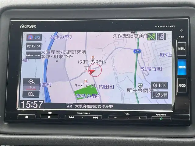 ホンダ ヴェゼル ハイブリッド 大阪府 2016(平28)年 2.5万km プレミアムクリスタルレッドM 純正ナビ/   フルセグTV/CD/DVD/Bluetooth/USB/バックモニター/衝突軽減ブレーキ/横滑り防止装置/前席シートヒーター/レーダークルーズコントロール/レーンキープアシスト/アイドリングストップ/ステアリングスイッチ/純正17インチアルミホイール/純正フロアマット/プッシュスタート/スマートキー/ハーフレザー/ＥＴＣ/ＬＥＤ/禁煙車