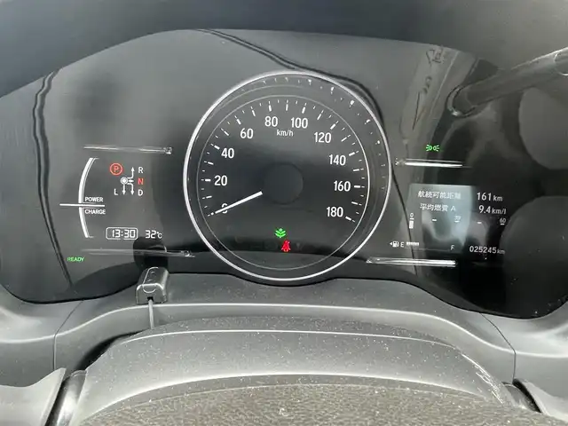 ホンダ ヴェゼル ハイブリッド Z ホンダセンシング 千葉県 2016(平28)年 2.5万km プレミアムクリスタルレッドM 純正ナビ/   フルセグTV/CD/DVD/Bluetooth/USB/バックモニター/衝突軽減ブレーキ/横滑り防止装置/前席シートヒーター/レーダークルーズコントロール/レーンキープアシスト/アイドリングストップ/ステアリングスイッチ/純正17インチアルミホイール/純正フロアマット/プッシュスタート/スマートキー/ハーフレザー/ＥＴＣ/ＬＥＤ/禁煙車