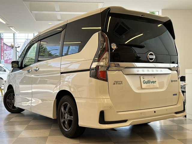 日産 セレナ e－パワー ハイウェイスター V 岐阜県 2022(令4)年 3.9万km ブリリアントホワイトパール ワンオーナー/純正１０インチナビ /全周囲モニター/フリップダウンモニター/インテリジェントルームミラー/プロパイロット/両側パワースライドドア/リアオートエアコン/３列目ヒーターダクト/純正ドライブレコーダー/ETC/LEDヘッドライト/保証書/取扱説明書/ナビ取説