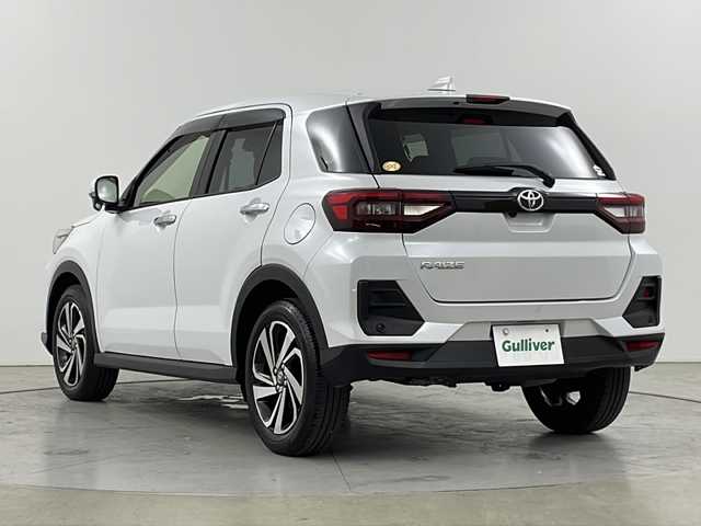トヨタ ライズ Z 道央・札幌 2021(令3)年 1.4万km シャイニングホワイトパール ・４WD/寒冷地仕様/・Toyota Safety Sense/・プリクラッシュブレーキ、/・レーン departure alert/・レーダークルーズコントロール/・オーディオレス/・シートヒーター運転席/助手席/・オートライト/オートマチックハイビーム/・LEDヘッドライト/・スマートキー/スペアキー１本/・横滑り防止装置/盗難防止装置/・ABS/・アイドリングストップ