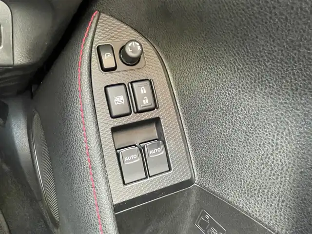 トヨタ ８６ GT 大阪府 2013(平25)年 12.7万km クリスタルブラックシリカ ＊機関系不良のためAA出品予定/・社外ナビ（AM/FM/CD/DVD/SD/BT)/・フルセグテレビ/・バックカメラ/・ETC/・パドルシフト/・プッシュスタート/・フォグランプ/・バイザー/・純正マット