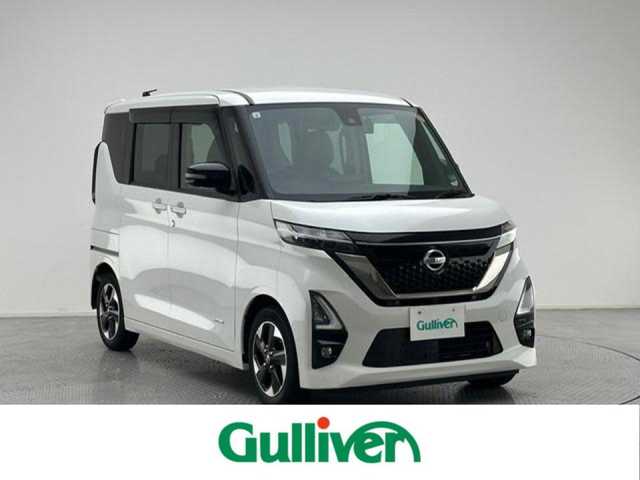 日産 ルークス HWS X アーバンクロム 広島県 2021(令3)年 4.1万km ホワイトパール 純正9インチナビ/アラウンドビューモニター/ETC/前後ドライブレコーダー（ZDR-015）/片側パワースライドドア/純正14インチアルミホイール/純正フロアマット/ドアバイザー/後席サンシェード/電動格納ミラー/ウインカーミラー/前後コーナーセンサー/LEDヘッドライト/フォグ/合皮シート/スマートキー/スペアキー