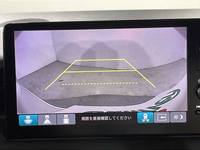 ホンダ ヴェゼル ハイブリッド e:HEV Z 広島県 2025(令7)年 0.1万km未満 プラチナホワイトパール 登録済未使用車　4Km/9型Honda CONNECTディスプレー/ETC2.0/ワイヤレス充電器/電動リアゲート/レーダークルーズコントロール/衝突被害軽減システム/ブラインドスポットモニター/シートヒーター/ステアリングヒーター/ダウンヒルアシスト/電動パーキングブレーキ/純正18インチアルミホイール/エアバッグ(運転席/助手席/サイド/カーテン)
